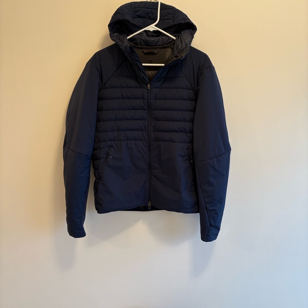 Lululemon- Down for it all hoodie - down fill 700